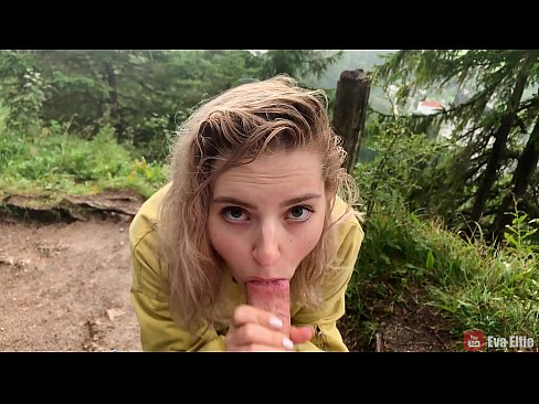 ❤️ Ragazza ingoia lo sperma dopo un pompino in pubblico - Eva Elfi ❌ Pornoal it.com-fullporner.ru ❤️